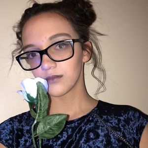 Meet your Posher, Madeleine